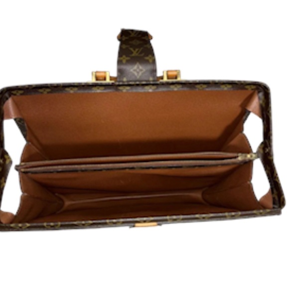 Louis Vuitton Fermoir Serviette Business Briefcase With Key & Box in EUC 💼 - Picture 7 of 16